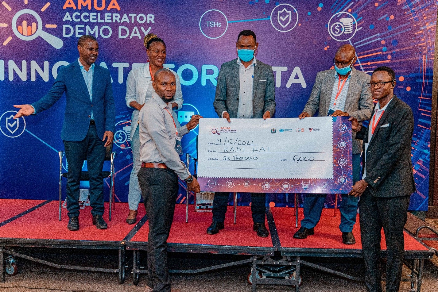 Kadihai Team receiving award after winning AMUA III Hackathon
